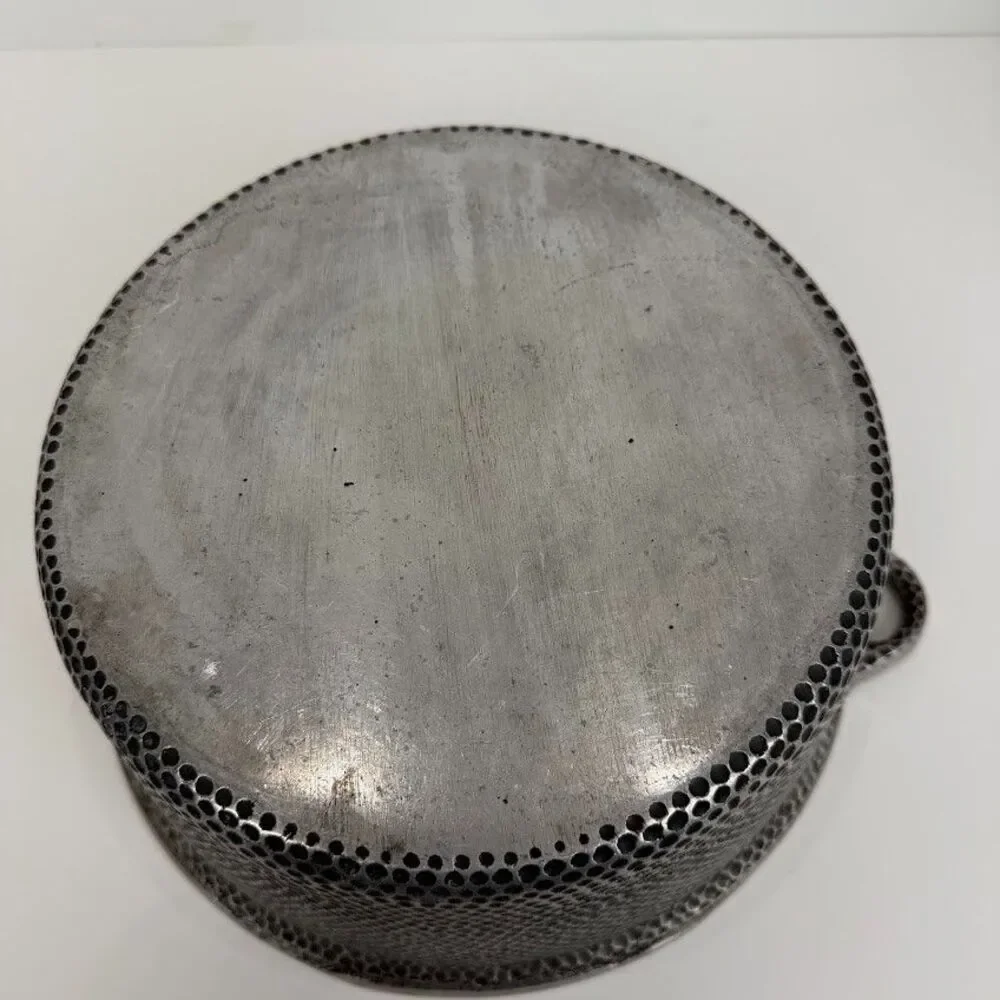 Vintage Hammered/Pebbled/Dimpled Aluminum Dutch Oven with Lid